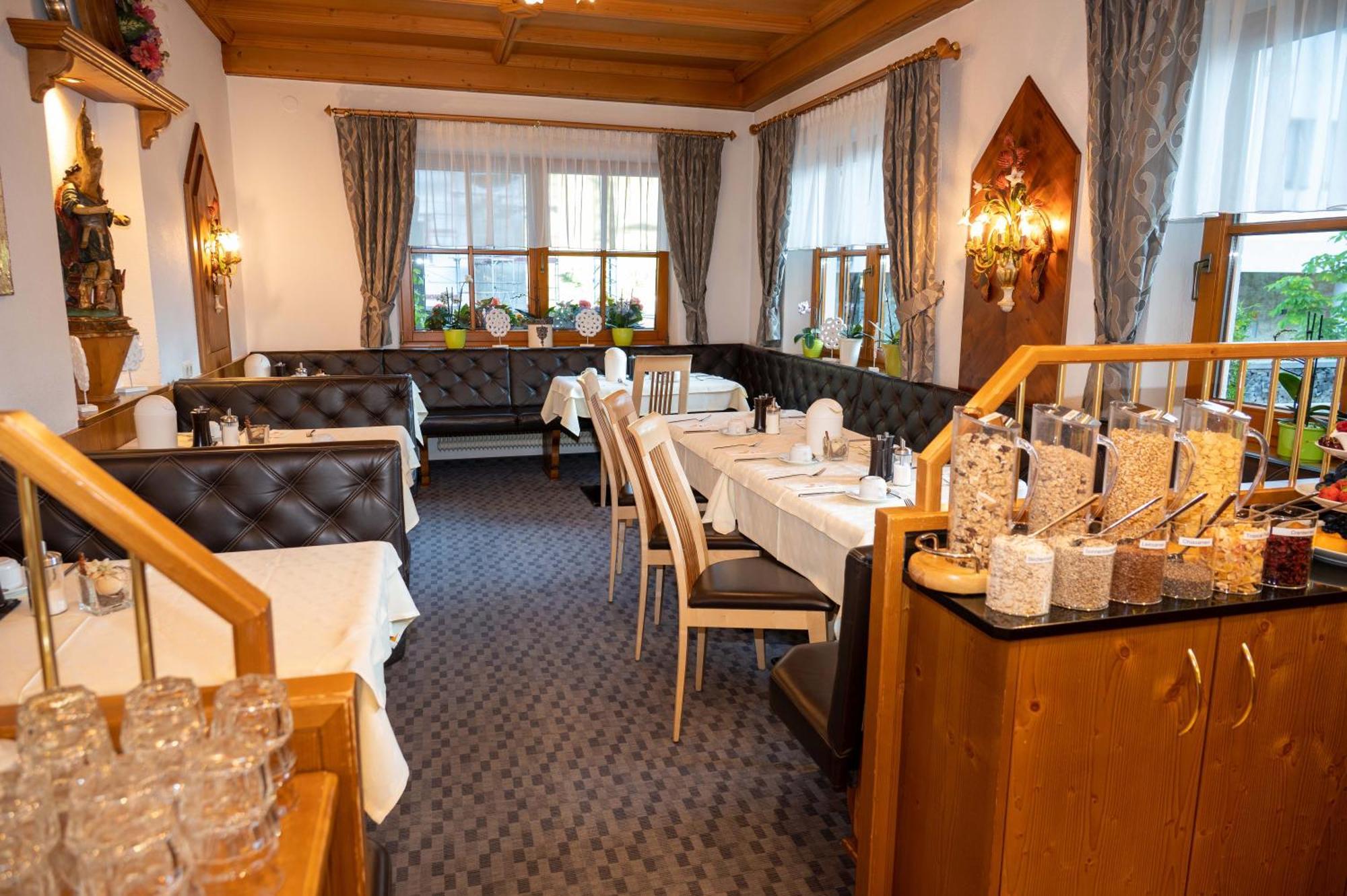 Hotel Eggerstueberl à Ischgl Extérieur photo